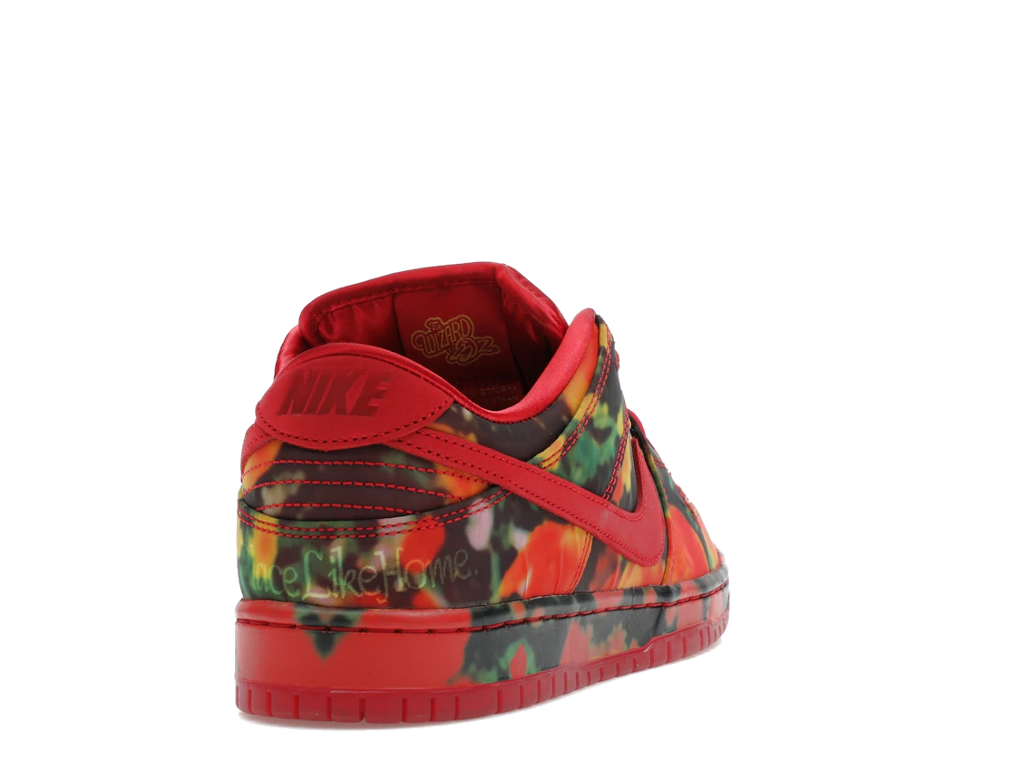 Nike SB Dunk Low The Wizard of Oz Poppy Field