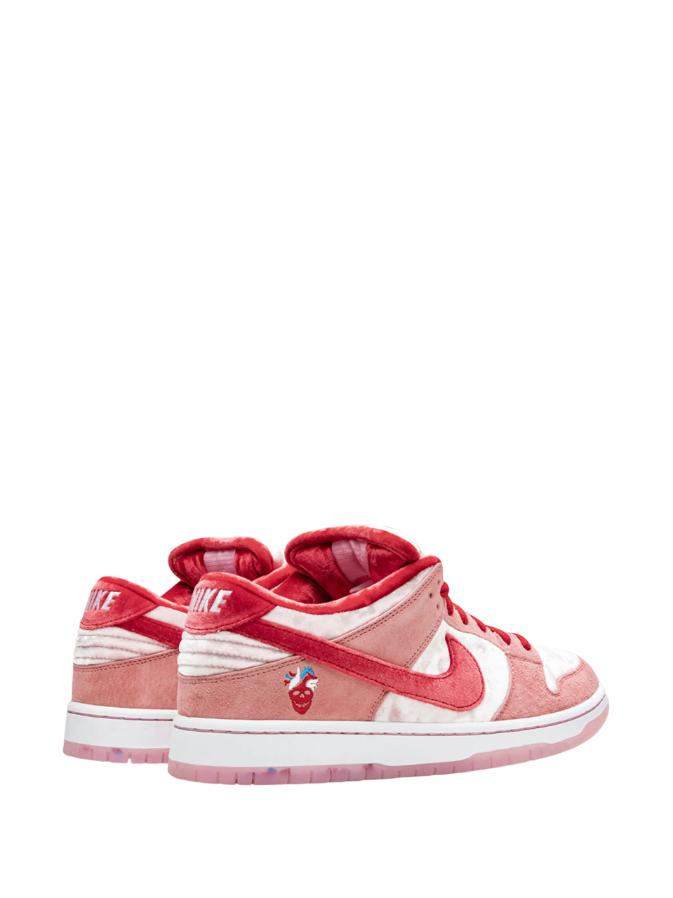 NIKE SB DUNK LOW "STRANGELOVE" SKATEBOARDS