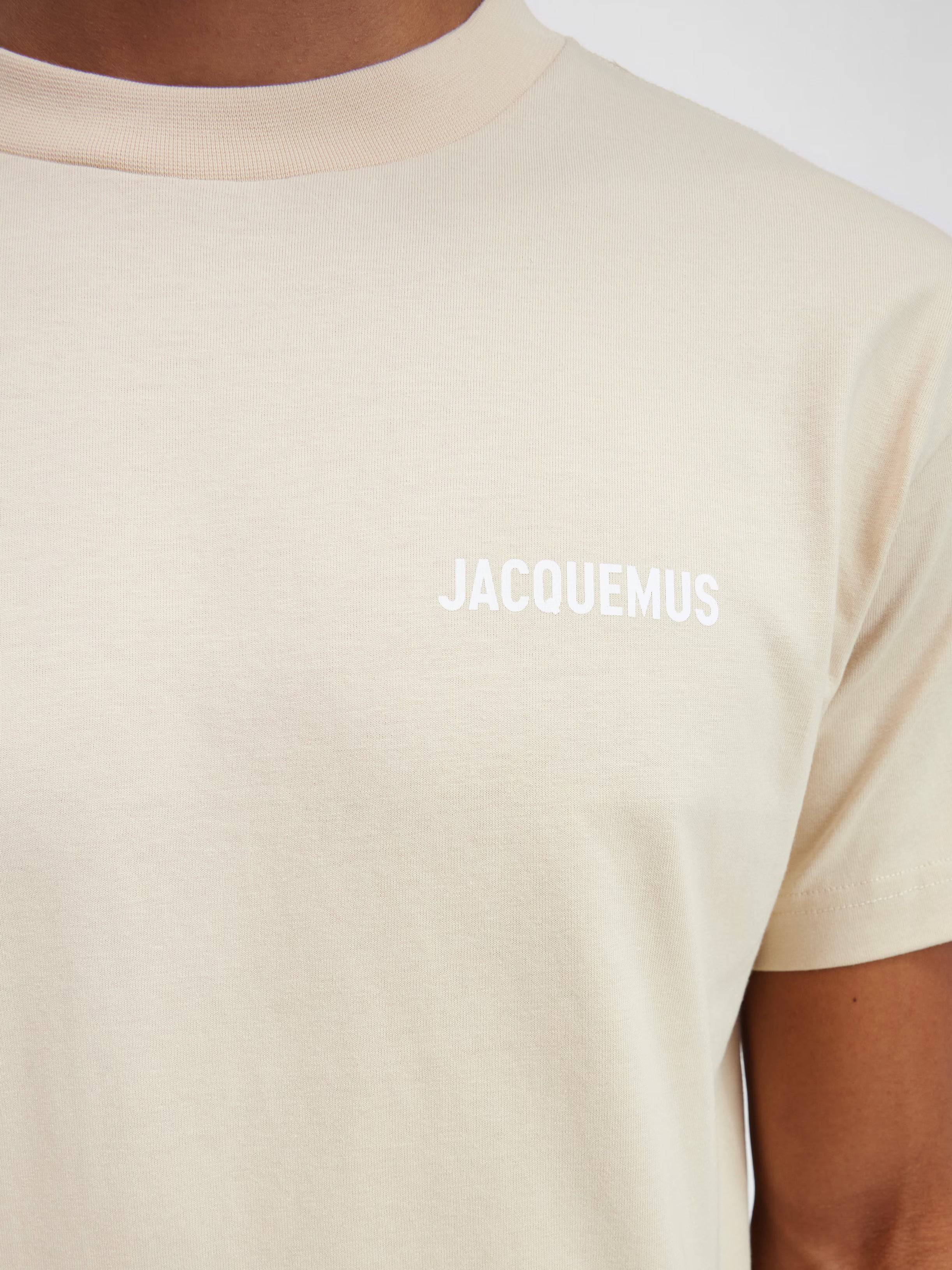 The Jacquemus t-shirt